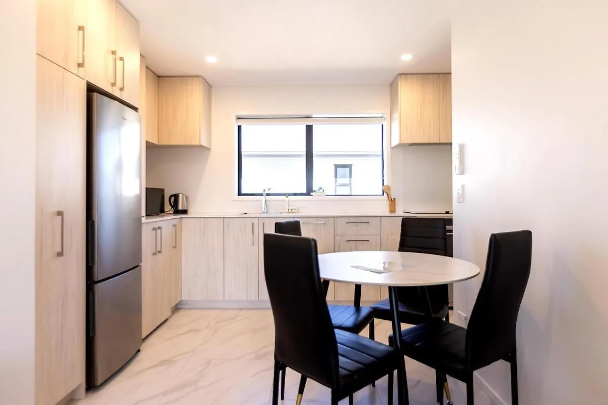 Brand New 2 Bed Ocean View! Villa Christchurch