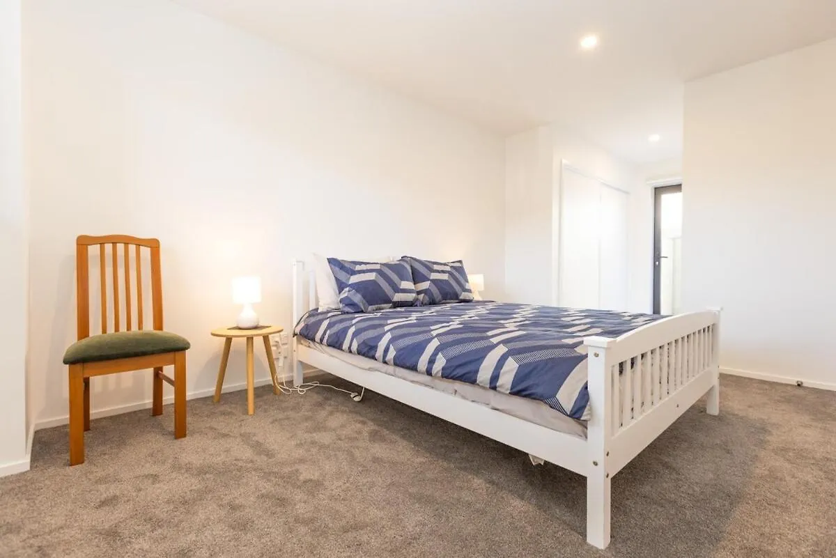 Brand New 2 Bed Ocean View! Villa Christchurch New Zealand